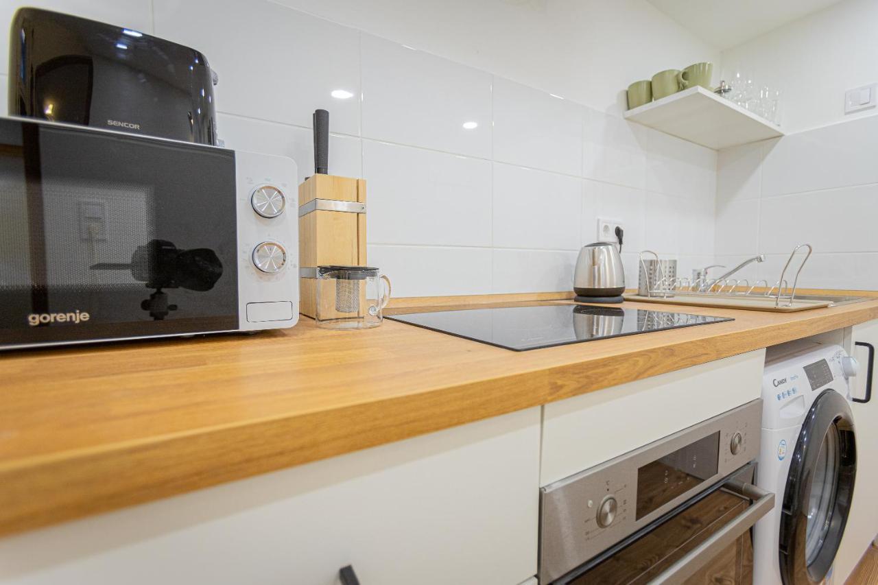 2 Bedroom Apartment In The Dob Street, Emerald Budapest Eksteriør bilde