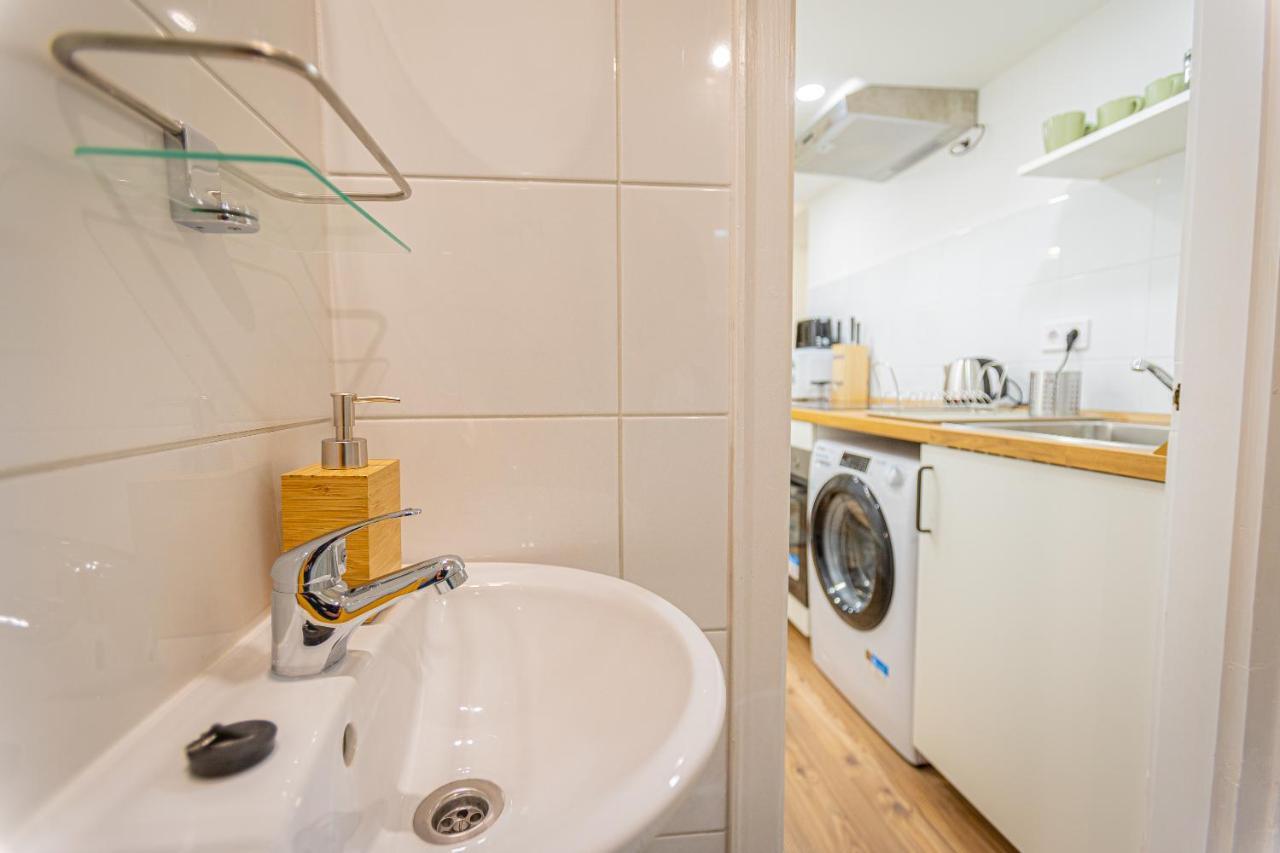 2 Bedroom Apartment In The Dob Street, Emerald Budapest Eksteriør bilde