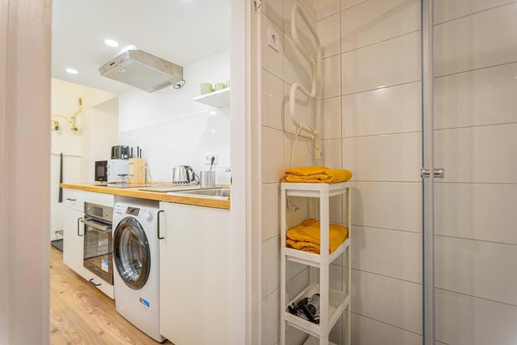 2 Bedroom Apartment In The Dob Street, Emerald Budapest Eksteriør bilde